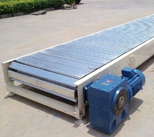 鏈闆輸送機