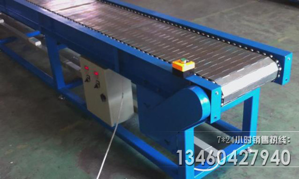 普通鋼材鏈闆輸送機圖片