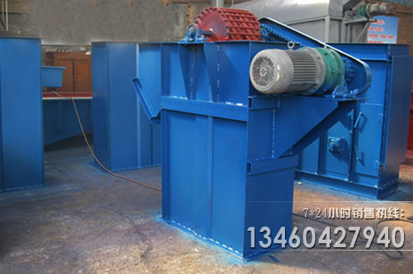 皮帶式鬥式提升機頭部圖片