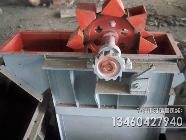 單闆鏈鬥式提升機機頭展示