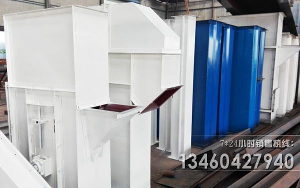 鬥式提升機圖片