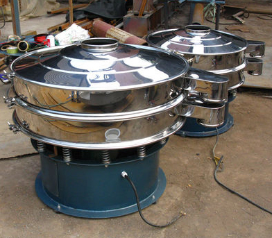 白陶土不鏽鋼旋振篩分機解說其應用