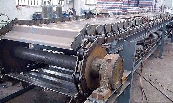 鱗闆輸送機