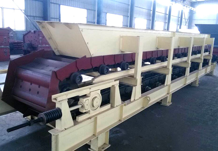 中型闆式喂料機