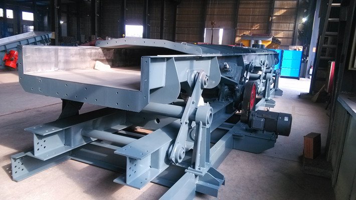 彈性連杆式振動輸送機