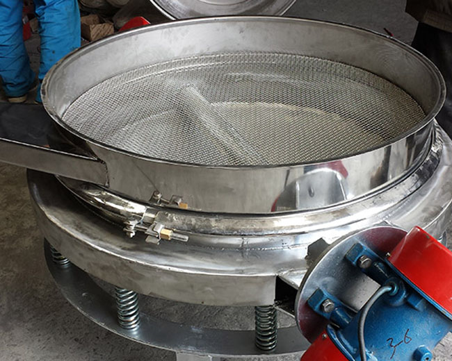 面粉振動篩選用直排、直線還是旋振篩