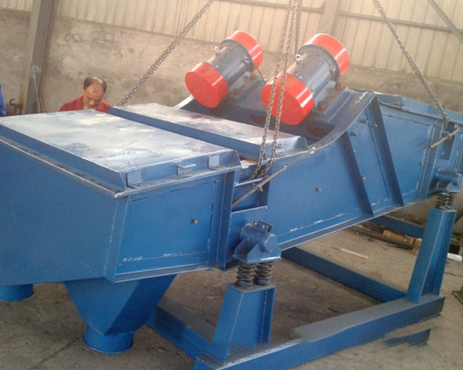 耐火材料專用篩選擇什麽形式的振動篩，多少錢？