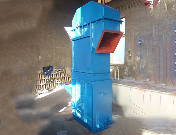 高塔複合肥專用鬥提機複合肥生産工藝不可缺少設備