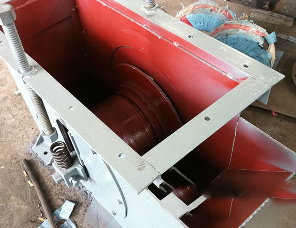 不鏽鋼鬥式提升機按照物料特點專業定制