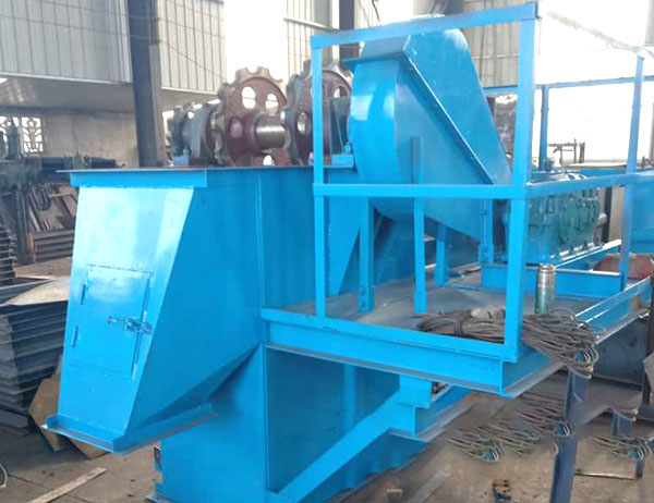 滄州鬥式提升機廠家對比優勢有那些？