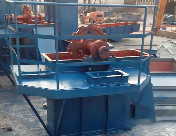 環鏈、皮帶、闆鏈底部積料問題改造處理