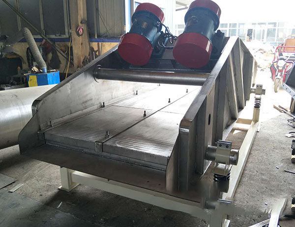 機制砂生産線中常用什麽篩分機，可以更新換代嗎?