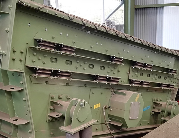 中砂篩沙機是指中等級别的篩沙機使用弛張篩效果好