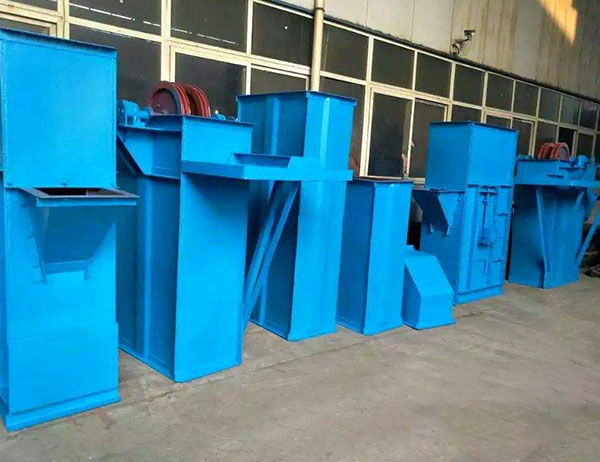 不鏽鋼螺旋提升機具有較強的抗纏繞性