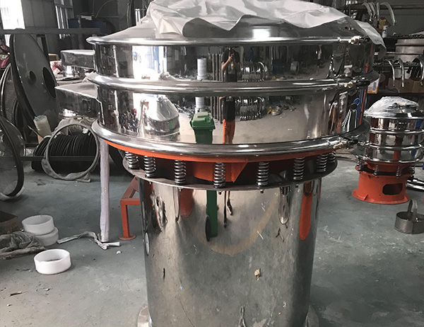 藥品篩分機不同藥品選用各種不同的不鏽鋼篩