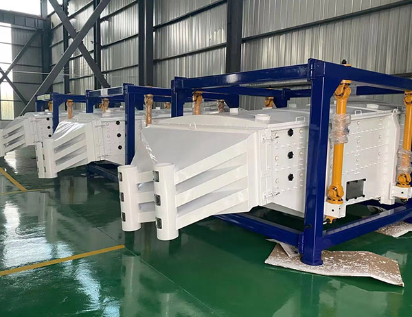 小型配便宜的篩砂機多少錢，處理量多少噸！