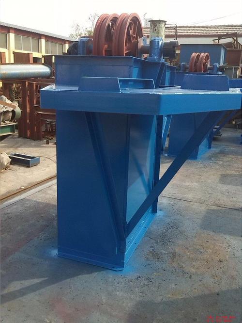 水泥熟料雙排鏈挖鬥上料鬥式提升機介紹