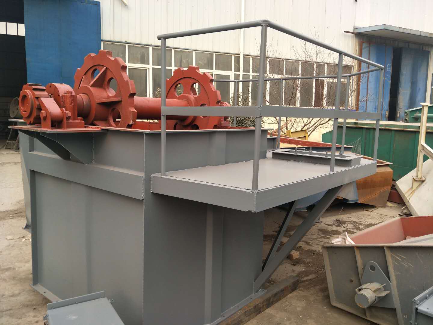 雙闆鏈石子石末垂直提升機介紹