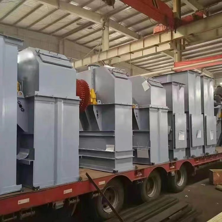 石英砂闆鏈鏈條自動鬥式上料機介紹